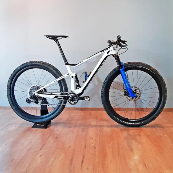 Bicicleta-Usada-de-MTB-Scott-Spark-RC-900-World-Cup-Carbono-HMF-R29-Talle-M-01ok