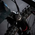 Bicicleta-MTB-Zion-Diablo-Carbono-R29-Gris-05
