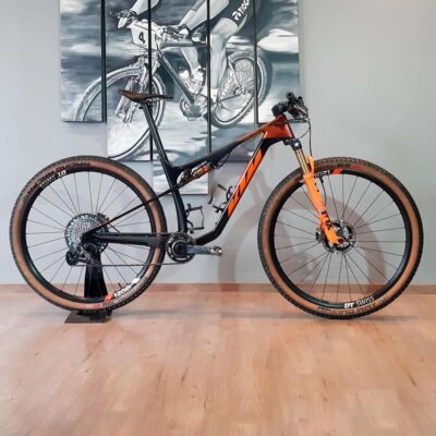 Bicicleta-Usada-de-MTB-KTM-Scarp-Exonic-R29-Carbono-Talle-M-01