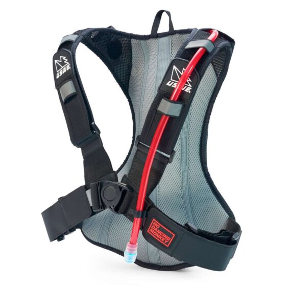 Mochila-de-Hidratación-USWE-Outlander-4L-+-Bolsa-Hidratación-3L-Carbon-Black-02