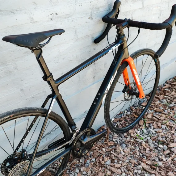 Bicicleta de Ruta KTM Revelator Alto Team Carbono R700 Talle S NUEVA 07