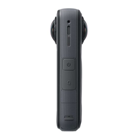 Cámara-Insta360-X5-Essentials-Bundle-05