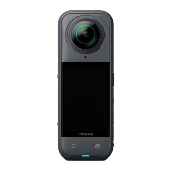 Cámara-Insta360-X5-Essentials-Bundle-08