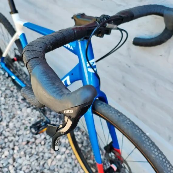 Bicicleta Usada de Gravel Zion Avra Aluminio R700 Talle L 02