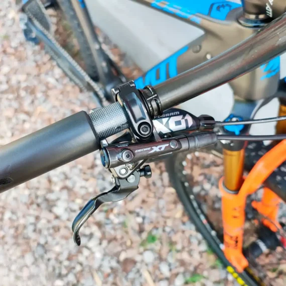 Bicicleta Usada de MTB Pivot Les SL Carbono R29 Talle M 07