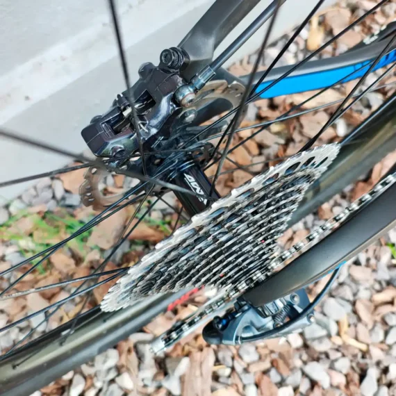 Bicicleta Usada de MTB Pivot Les SL Carbono R29 Talle M 08