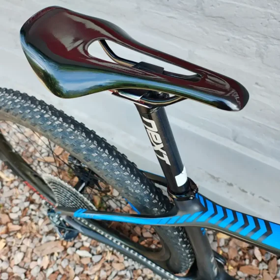 Bicicleta Usada de MTB Pivot Les SL Carbono R29 Talle M 11